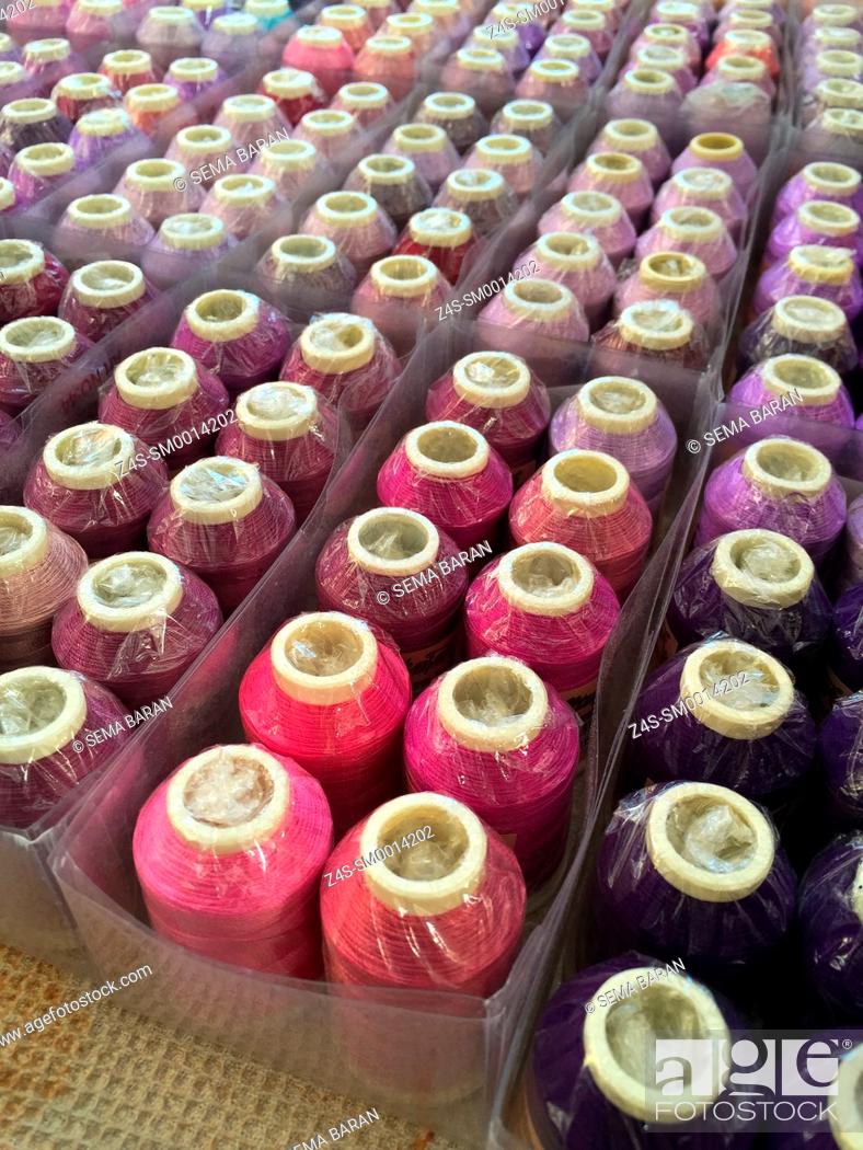 Photo de stock: Colorful spools at the market, Antalya Region, Turkish Riviera, Turkey, Europe.