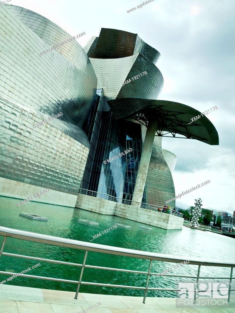 Photo de stock: Guggenheim Museum of Art  Bilbao  Biscay, Basque Country  Spain  Europe.