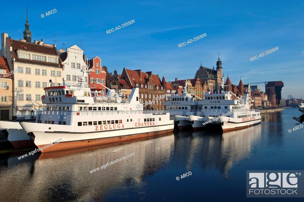 Stock Photo: Pleasure boats on river Motlawa quarter  'Glowne Miasto' Gdansk Pomerania Poland Rechtstadt.