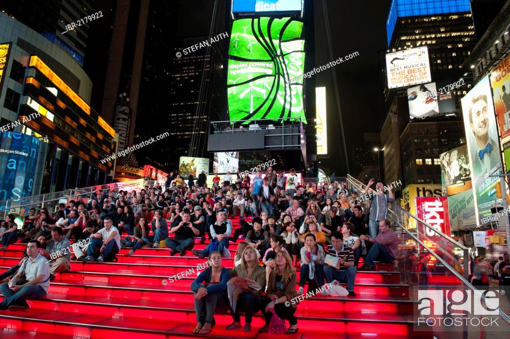 Kommentér bølge Minearbejder Many people on red stairs, TKTS, Broadway, Times Square pedestrian zone,  Midtown, Manhattan, Stock Photo, Picture And Rights Managed Image. Pic.  IBR-2179922 | agefotostock