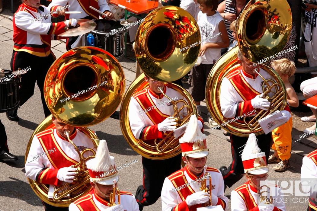 Stock Photo: Historical parade, men playing the sousaphone, 1. German marching band the Sound of Frankfurt, Rakoczi Festival, Bad Kissingen, Rhoen, Lower Franconia, Bavaria.