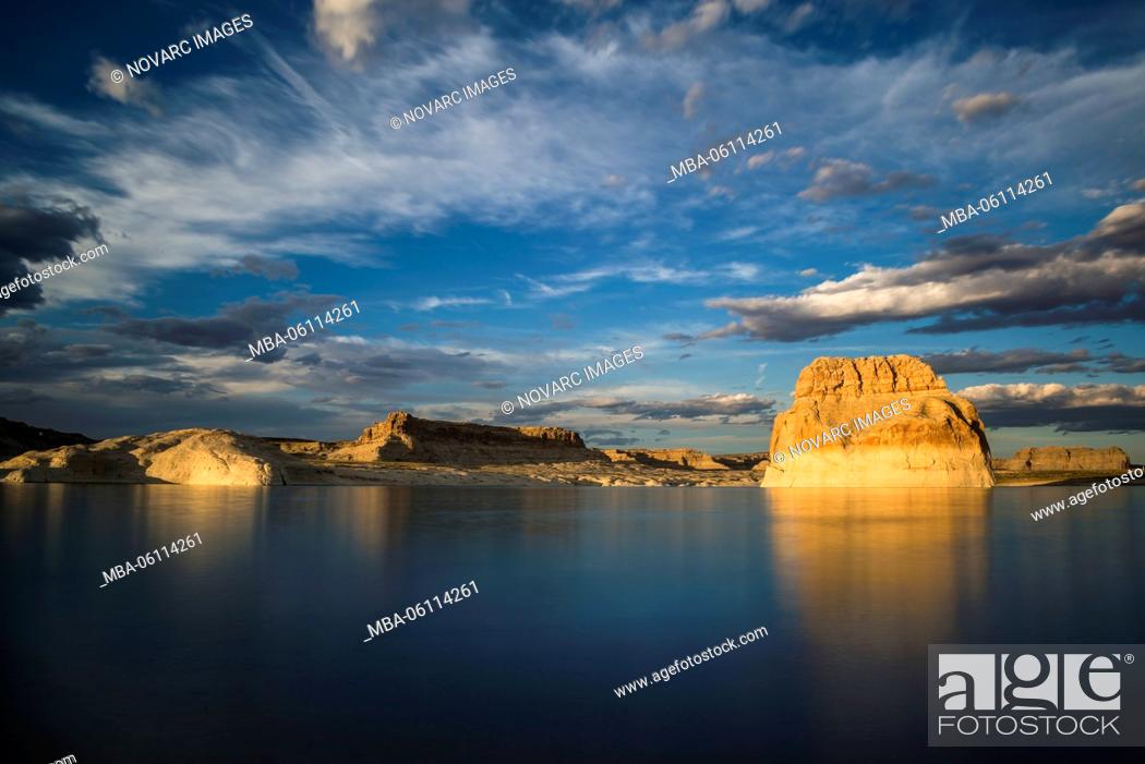 Stock Photo: Sunset on Lone Rock Beach, Page, Lake Powell, Colorado River, Arizona, USA.