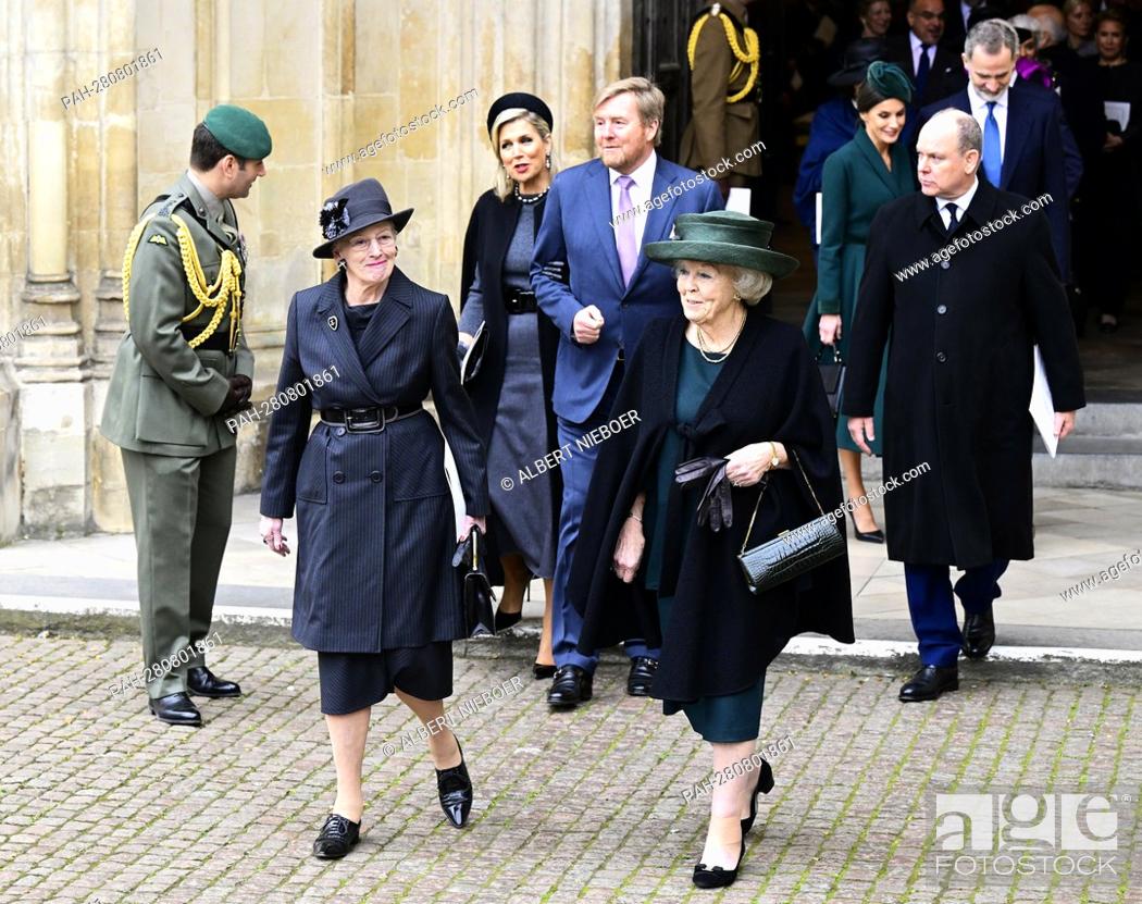 Stock Photo: Queen Margrethe of Denmark, King Willem-Alexander, Queen Maxima and Princess Beatrix of The Netherlands, King Felipe and Queen Letizia of Spain and Prince.