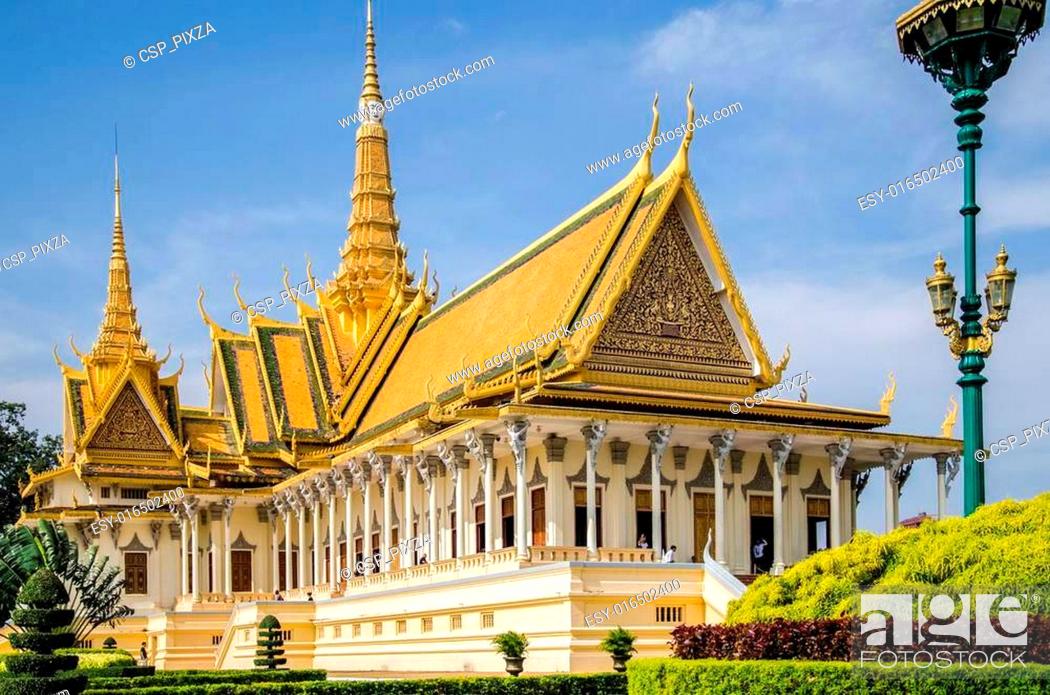 Stock Photo: royal palace phanom penh.