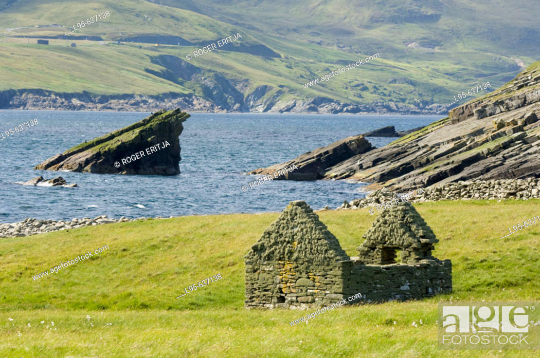 Stock Photo: Ruins of ancient cattle building, Mousa island, Shetland, UK.