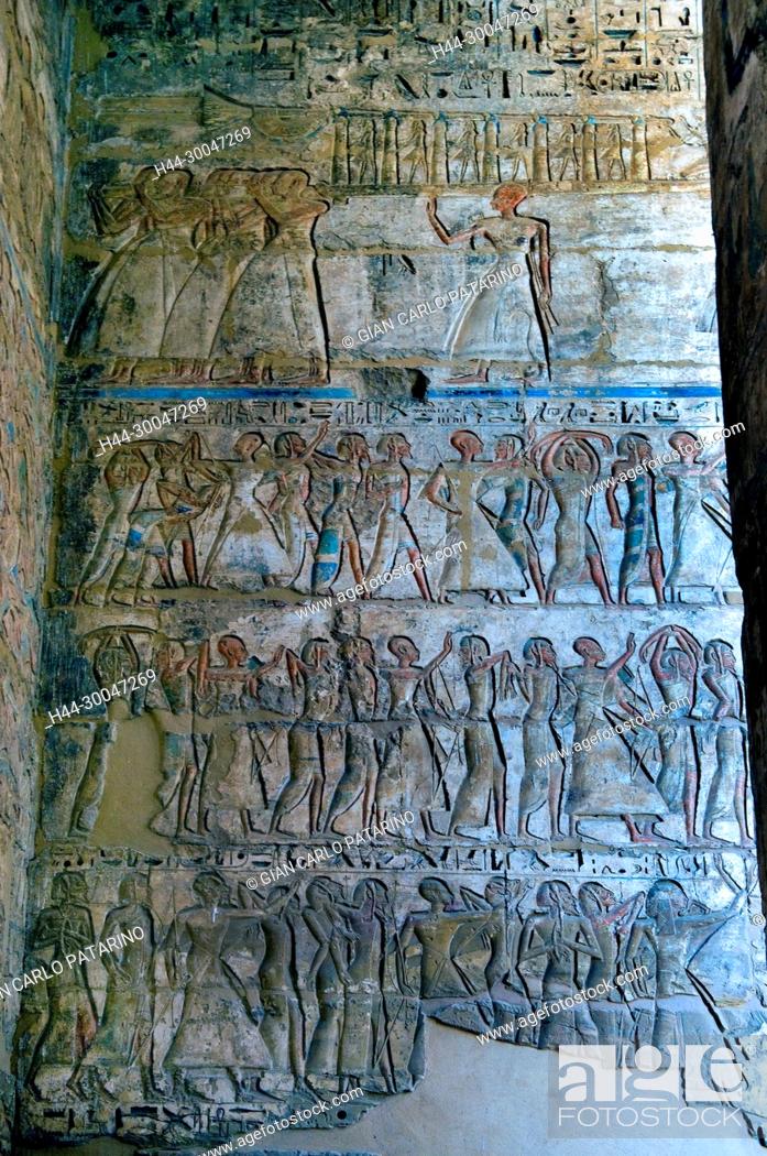 Stock Photo: Medinet Habu, Luxor, Egypt, Djamet, mortuary temple of King Ramses III, XX dyn. 1185 -1078 B.C: various scenes in the walls of second courtyard.