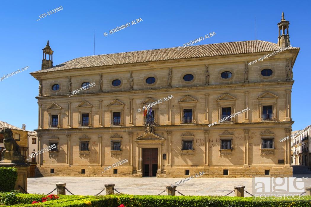 Stock Photo: Town Hall, Palacio de las Cadenas by architect Andrés de Vandelvira in plaza Vazquez de Molina. Ubeda, Jaén province. southern Andalusia. Spain Europe.