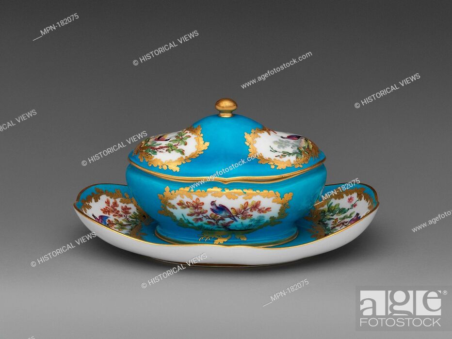 Stock Photo: Sugar bowl with cover (sucrier de Monsieur le Premier) (one of a pair) (part of a service). Factory: Sèvres Manufactory (French.