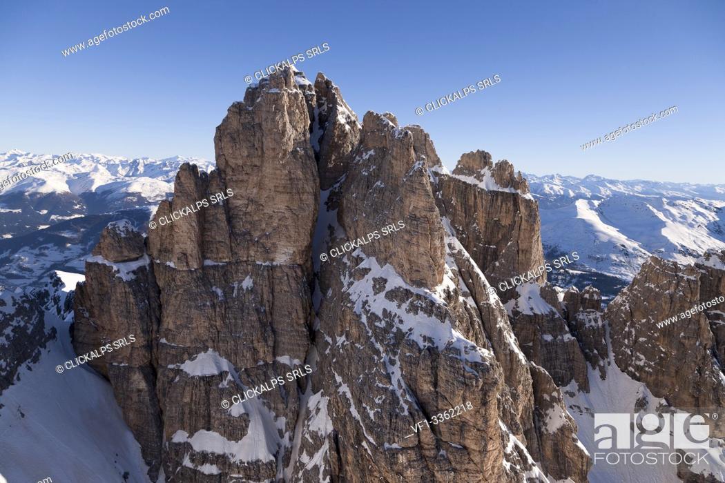 Stock Photo: Tre Scarperi Peak. Natural park of Sexten Dolomites. Bolzano province, Trentino Alto Adige region. Italy, Europe.