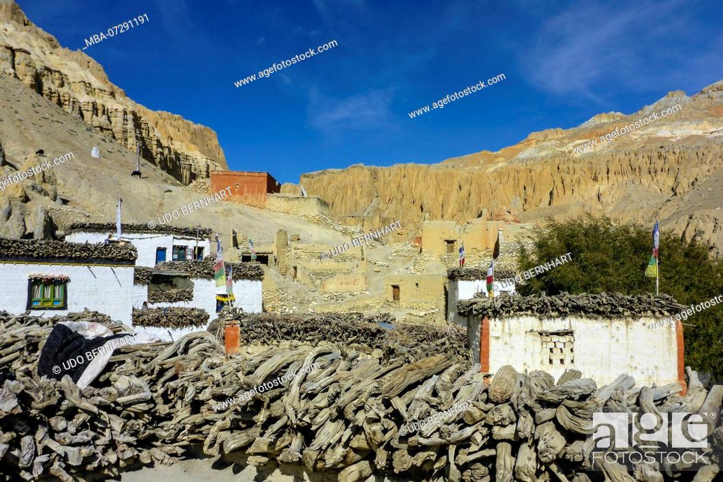 Stock Photo: Nepal, Himalaya Mountains, Mustang District, Annapurna Circuit, Upper Mustang Trek, Kali Gandaki, Valley, Stage Lo Manthang - Yara, Residential Buildings,.