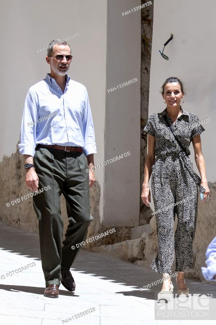 Stock Photo: King Felipe VI. of Spain and Queen Letizia of Spain in the Castile-La Mancha region as part of their visits to all the autonomous communities during the Corona.