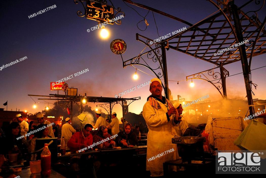Stock Photo: Morocco, High Atlas, Marrakesh, Djemaa El Fna Square, restaurants.