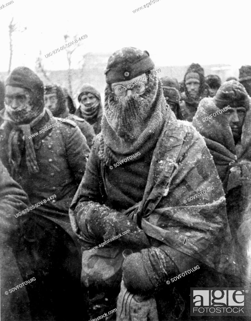 Stock Photo: German prisoners of war at stalingrad.