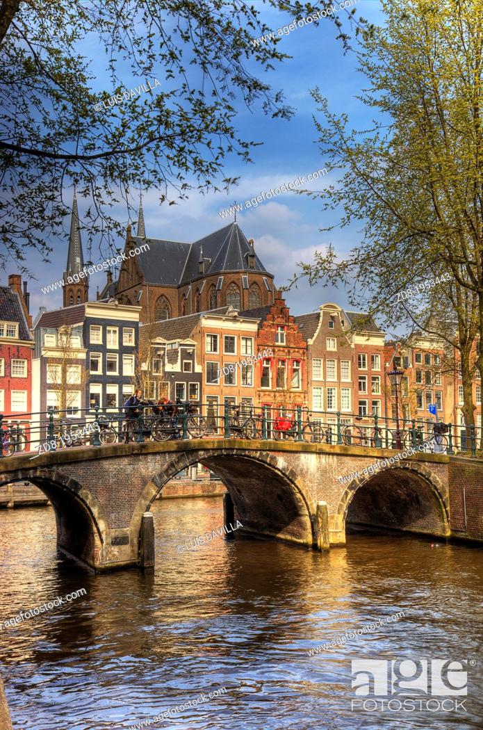 Stock Photo: leidsegracht in old town. amsterdam.