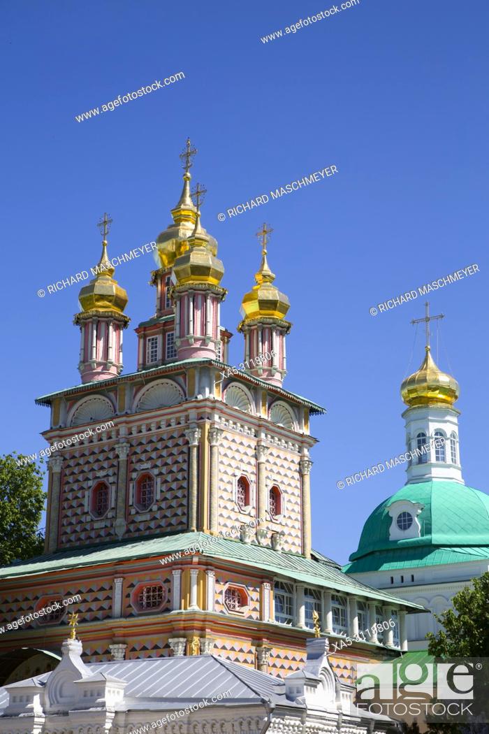 Photo de stock: St John the Baptist Church, The Holy Trinity Saint Serguis Lavra, UNESCO World Heritage Site, Sergiev Posad, Golden Ring, Russia.