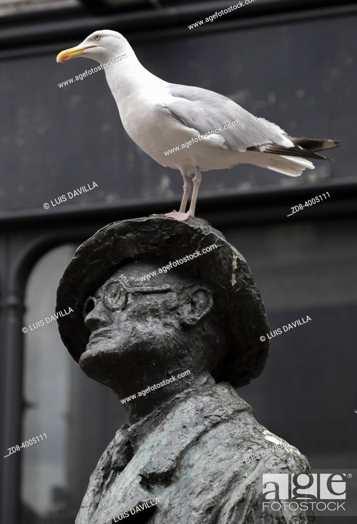 Stock Photo: A statue of Irishman James Joyce, author one of Dublin's most famous literary masterpieces 'Ulysses' is pictured 15 May 2004 in Dublin.