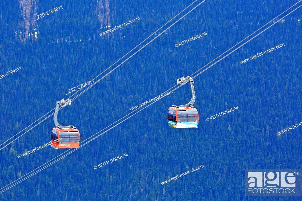 Stock Photo: Peak to Peak gondola between Whistler and Blackcomb mountains, Whistler, British Columbia.