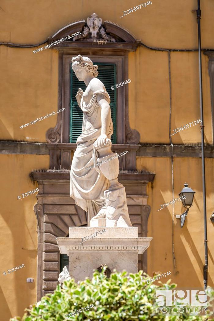 Stock Photo: Lucca, Church San Salvatore, skulpture, statue.