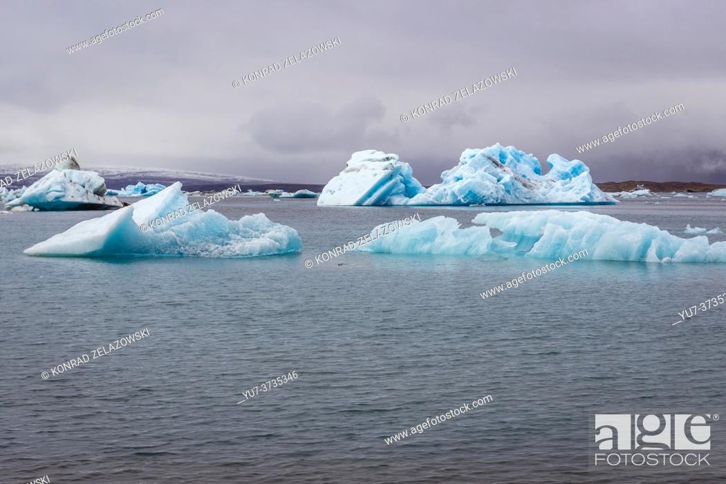Stock Photo: Jokulsarlon glacial lake on the edge of Vatnajokull National Park in Iceland.
