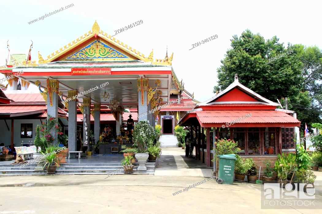 Stock Photo: Buddhist temple in wat Choeng Tha in Ayutthaya, Thailand.
