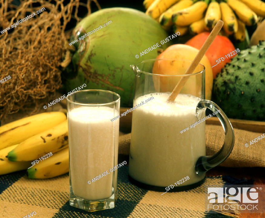 Stock Photo: Batido de platano (banana milkshake, S. America).