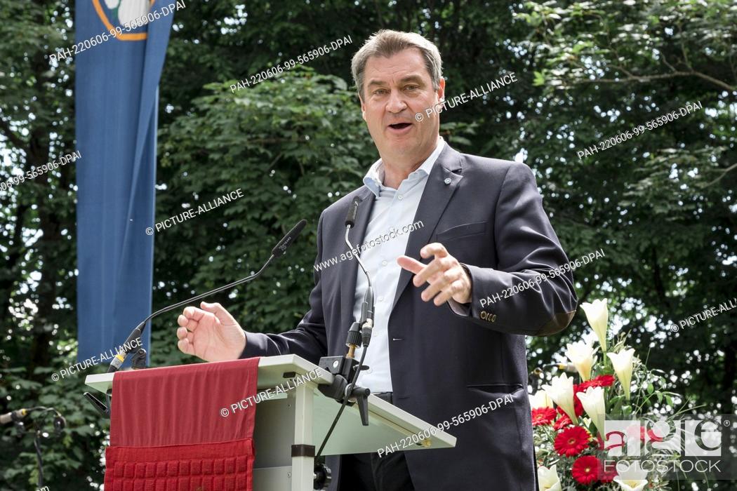 Stock Photo: 06 June 2022, Bavaria, Gerolfingen: Marcus Söder (CSU), Minister President of the Free State of Bavaria, addresses greetings to visitors to the Bavarian.