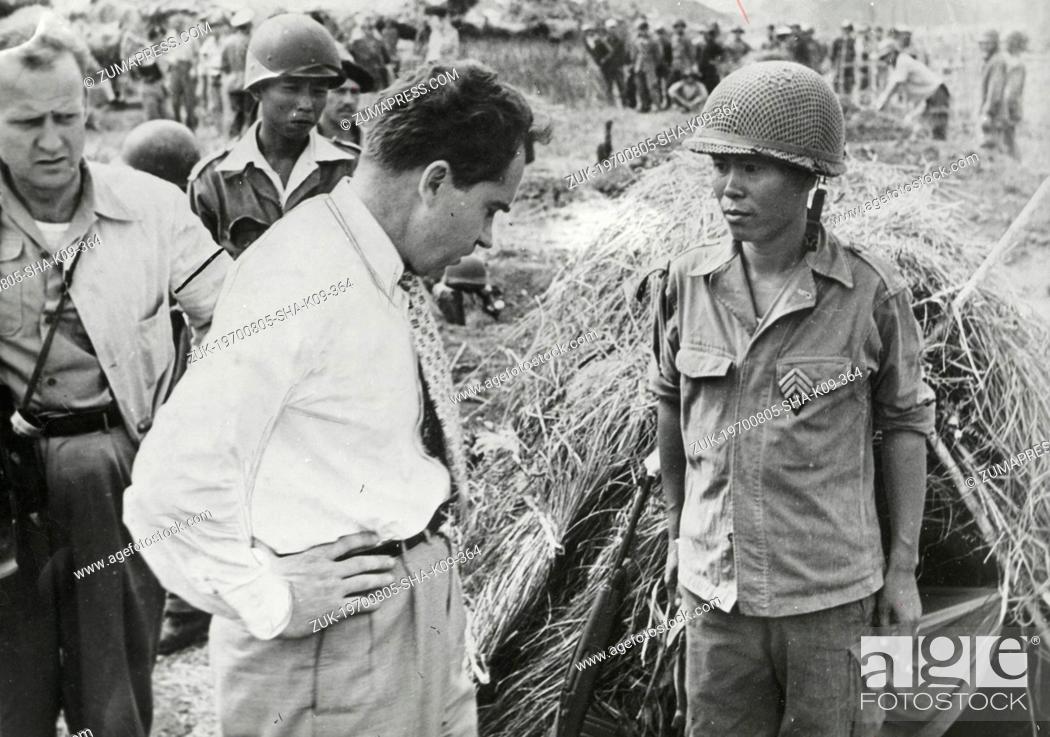 Richard Nixon non firmate foto-K9435-LE TRUPPE IN VISITA IN VIETNAM 