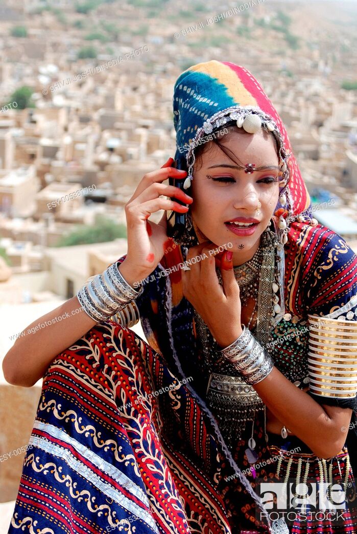Rajasthani girls hi-res stock photography and images - Alamy