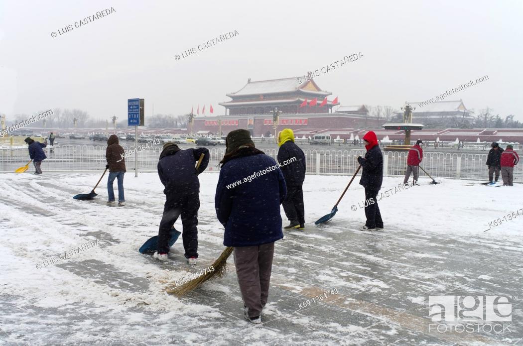 Stock Photo: Shoveling Snow at Tiananmen  Beijing  China.