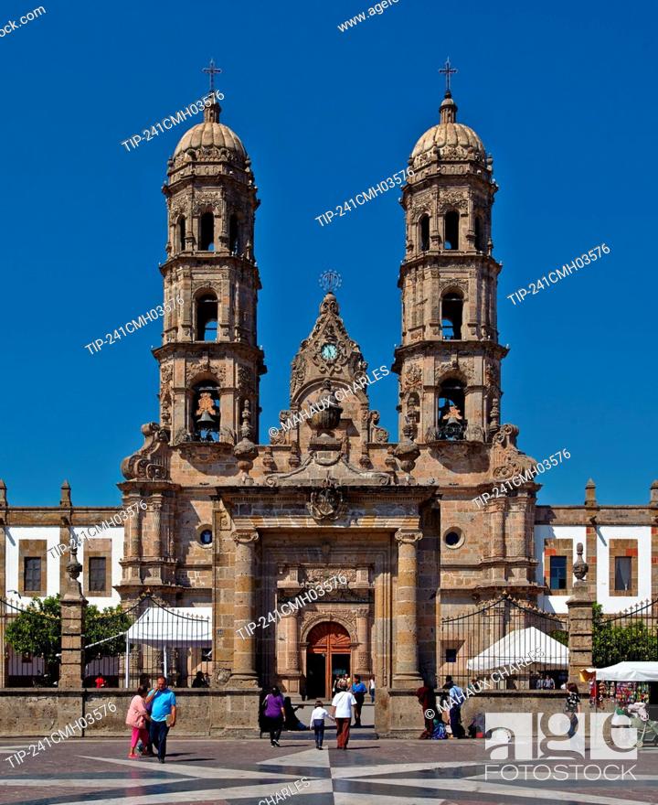 America, Mexico, Jalisco state, Guadalajara city, Zapopan, main square,  Foto de Stock, Imagen Derechos Protegidos Pic. TIP-241CMH03576 |  agefotostock