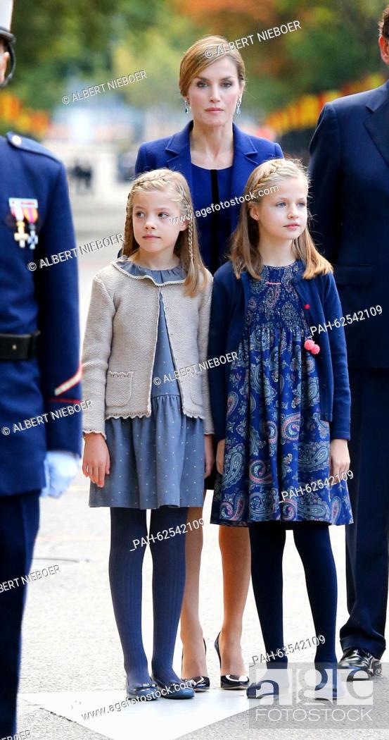 Stock Photo: Madrid, 12-10-2015 HM Queen Letizia, Princess Leonor and Princess Sofia HM King Felipe, HM Queen Letizia, Princess Leonor.