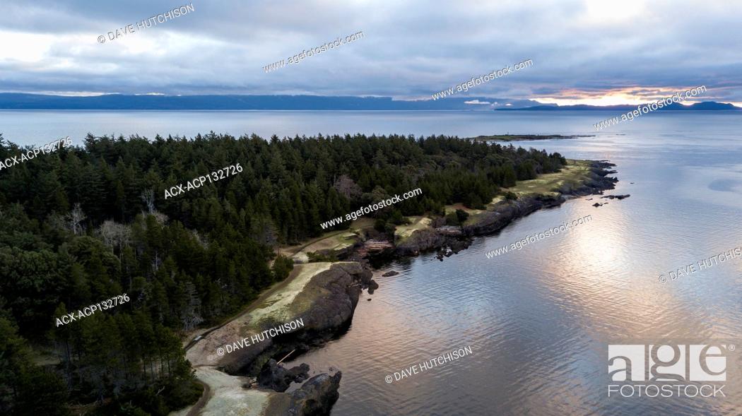 Photo de stock: Helliiwell Provincial Park, Hornby Island, BC, Canada.