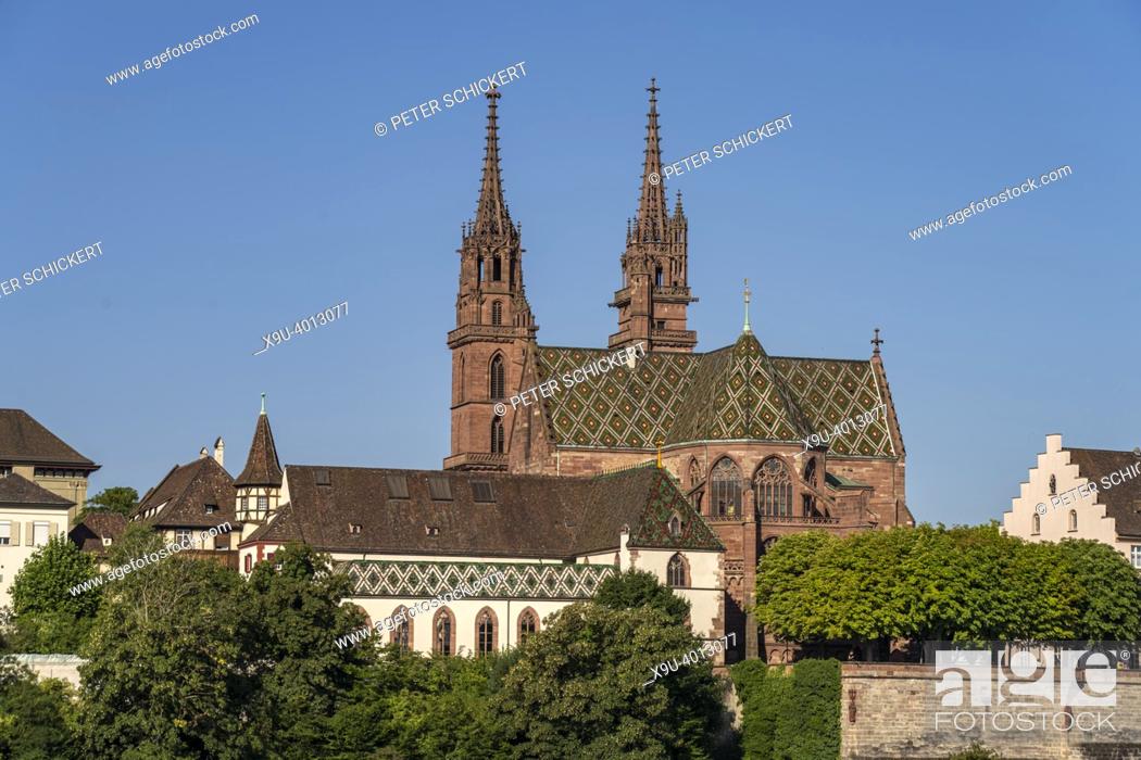 Stock Photo: The Basel Minster and Cathedral Hill in Basel, Switzerland, Europe.