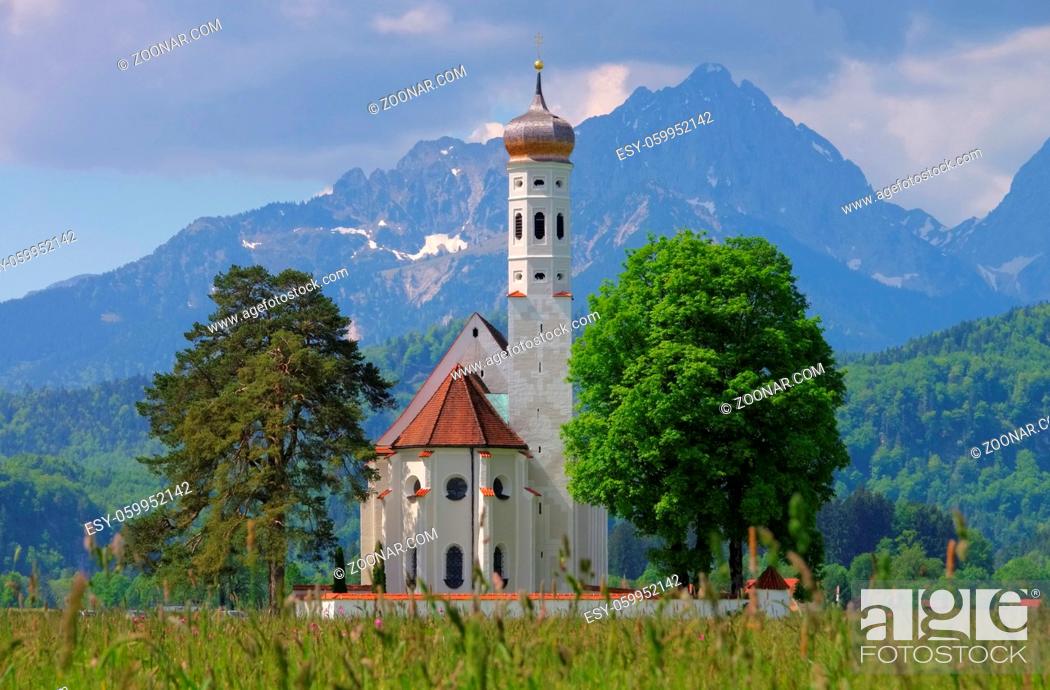 Stock Photo: St. Coloman mit Wiese - St Colomann and meadow 01.