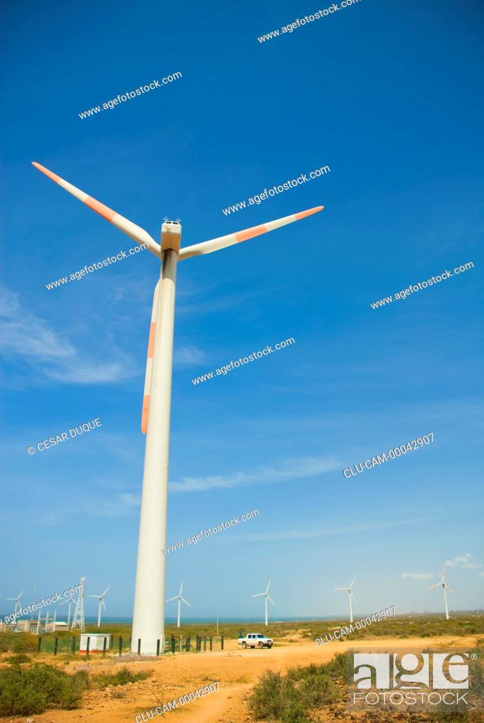 Decepción propiedad aire Jepirachi Park Wind, Guajira Peninsula, La Guajira, Riohacha, Colombia,  Foto de Stock, Imagen Derechos Protegidos Pic. CLU-CAM-00042907 |  agefotostock