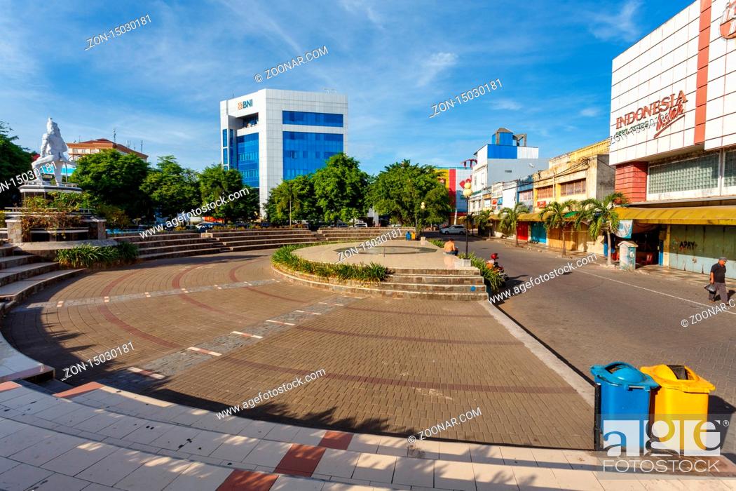 Photo de stock: MANADO, NORTH SULAWESI, INDONESIA - AUGUST 5, 2015: Kota Manado city, central main square with zero point on August 5, 2015 in Manado, North Sulawesi, Indonesia.