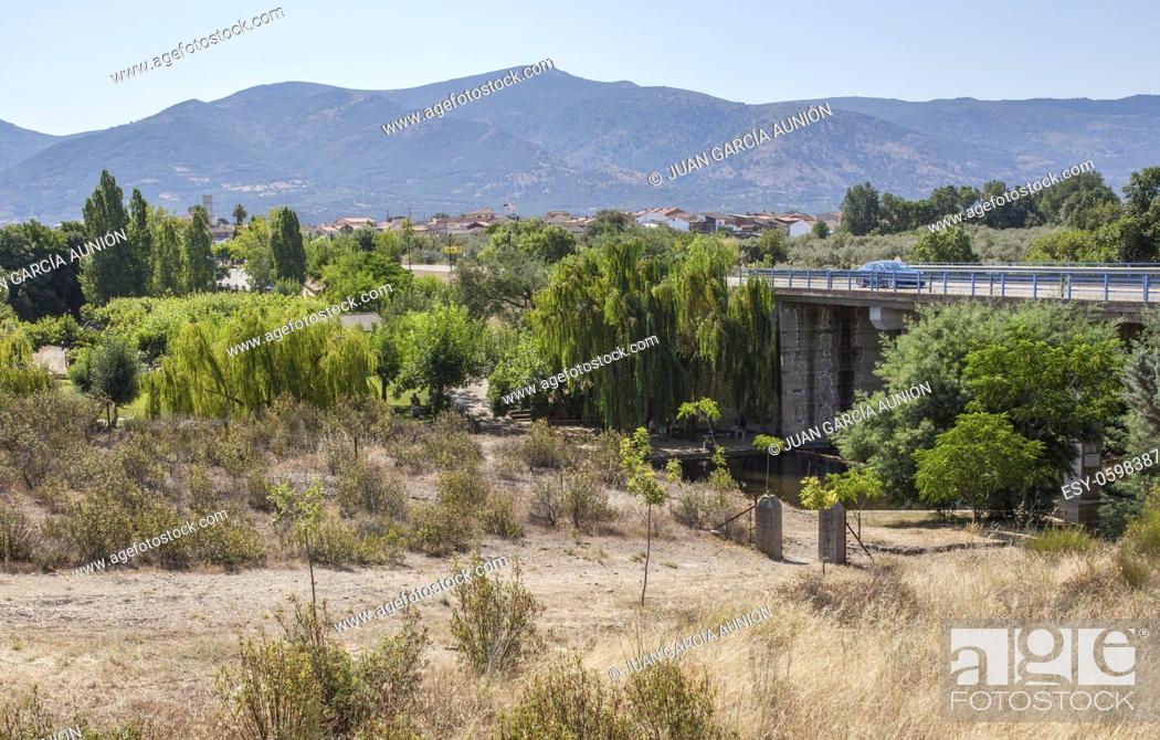 Stock Photo: CC-168 bridge road over Abadia natural swimming pool area. Caceres, Extremadura, Spain.