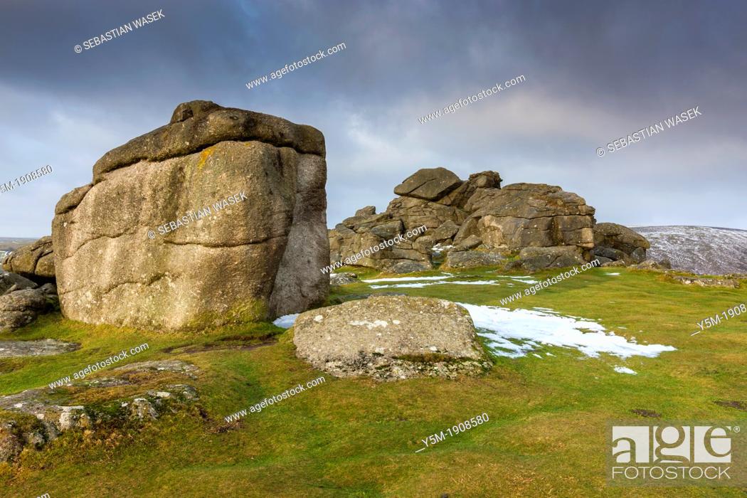 Stock Photo: Bonehill Rocks in the Dartmoor National Park near Widecombe in the Moor, Devon, England, UK, Europe.