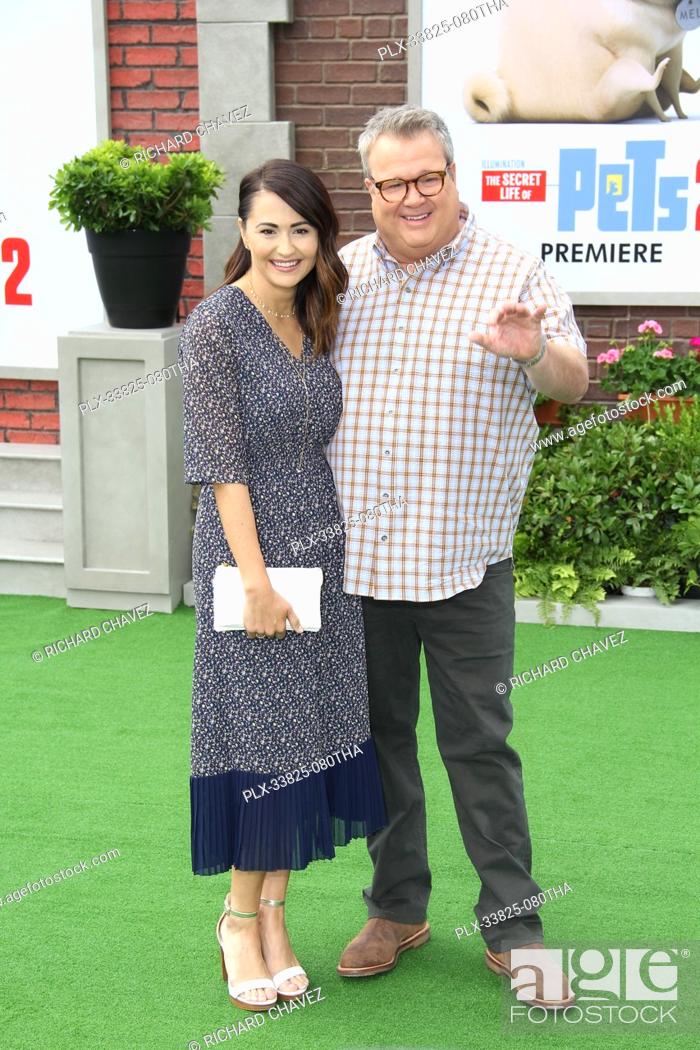 Stock Photo: Lindsay Schweitzer and Eric Stonestreet at the Universal Pictures Premiere of ""The Secret Life Of Pets 2"". Held at the Regency Village Theatre in Los Angeles.