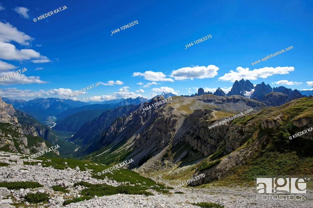 Stock Photo: Italy, Europe, Trentino, South Tirol, South Tyrol, Refugio Auronzo, Three merlons, battlement, three peaks of Lavaredo, Sextner Dolomites, outside, Dolomites.